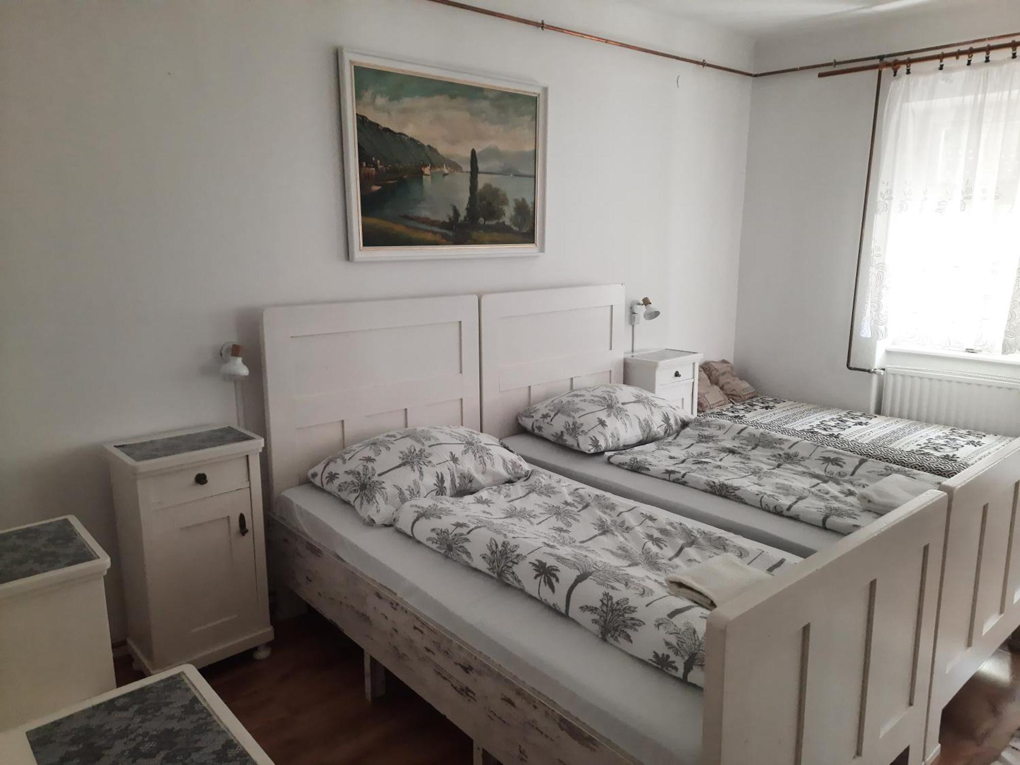 Nosztalgia Vendeghaz Gasthof *